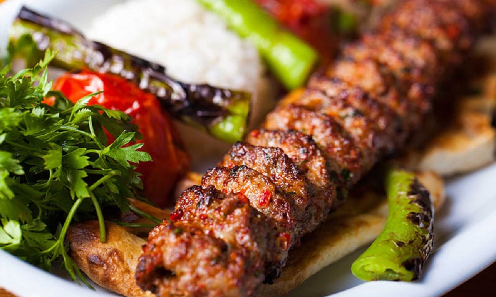 Kebab with Lamb - Georgian dish at Tbilisuri Ezo restaurant in Tbilisi }}