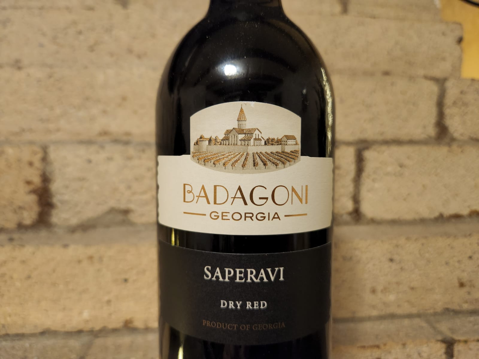 Saperavi Red dry wine  750GR at Tbilisuri Ezo Georgian restaurant in Tbilisi }}