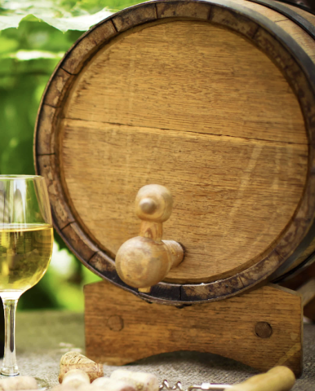 White wine semi-sweet (1 L) - Georgian dish at Tbilisuri Ezo restaurant in Tbilisi }}
